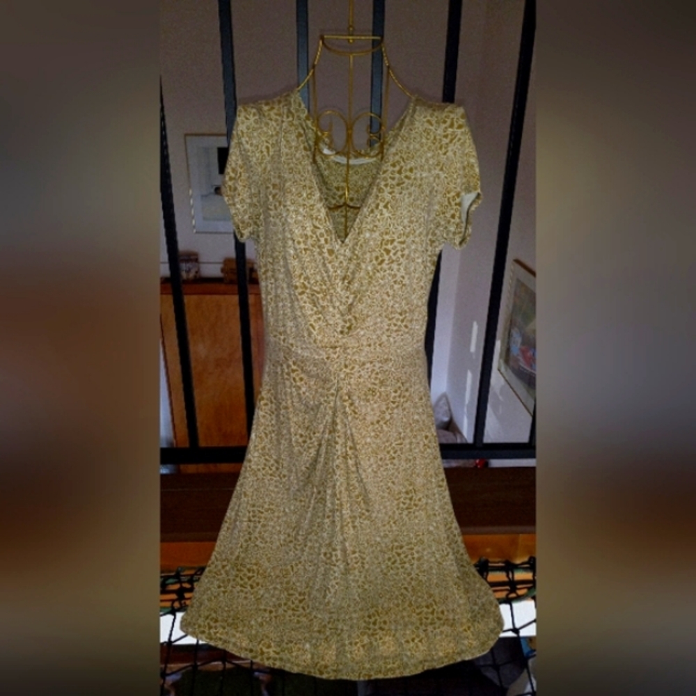 Athleta Green Pattern Dress Size M
